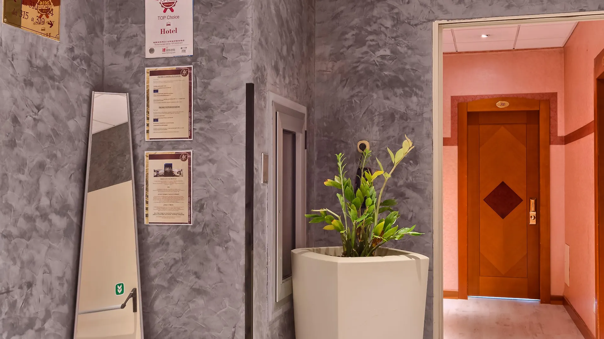 Agape Hotel Aa Hotels Milano