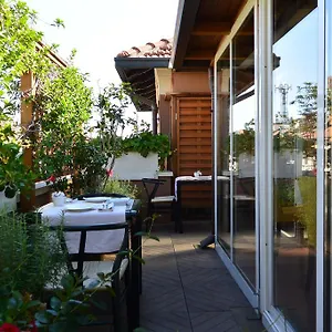 Hotel Metrò, Milão